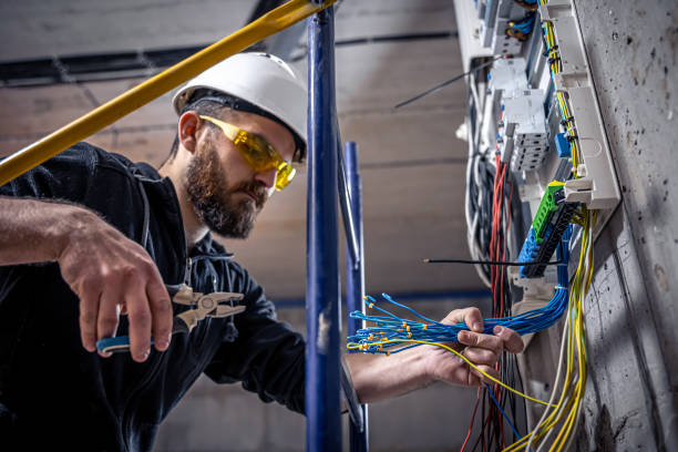 Best Affordable Emergency Electrician  in Melody Hill, IN